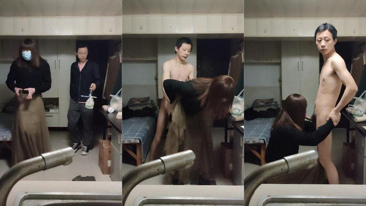 南京伪娘红姐视频之烤冷面哥 戴着眼镜斯斯文文 无套后入抽插爆菊 省的钱可以留着治HIV嘞！