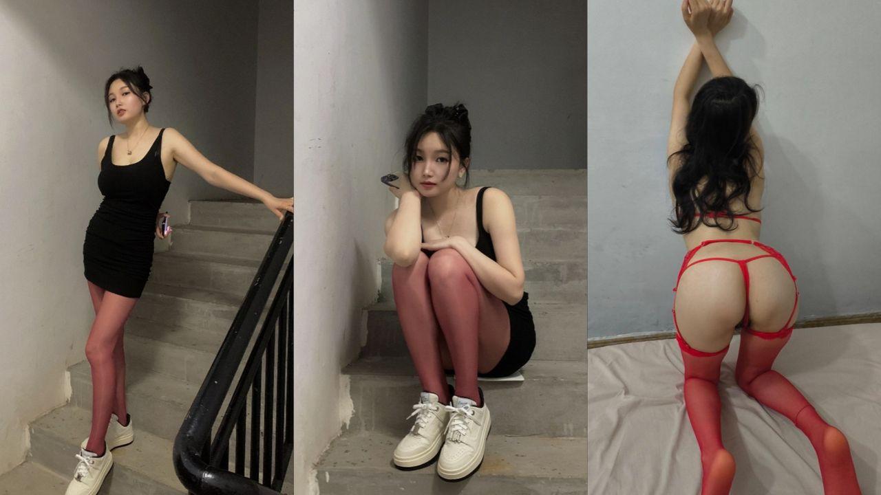 海角大神 我与前女友姐姐 让姐姐换上性感红色情趣内衣激情啪啪 各种姿势爆操骚货姐姐！